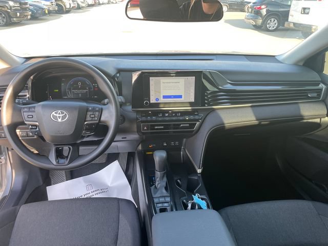 Used 2025 Toyota Camry LE FWD image 22