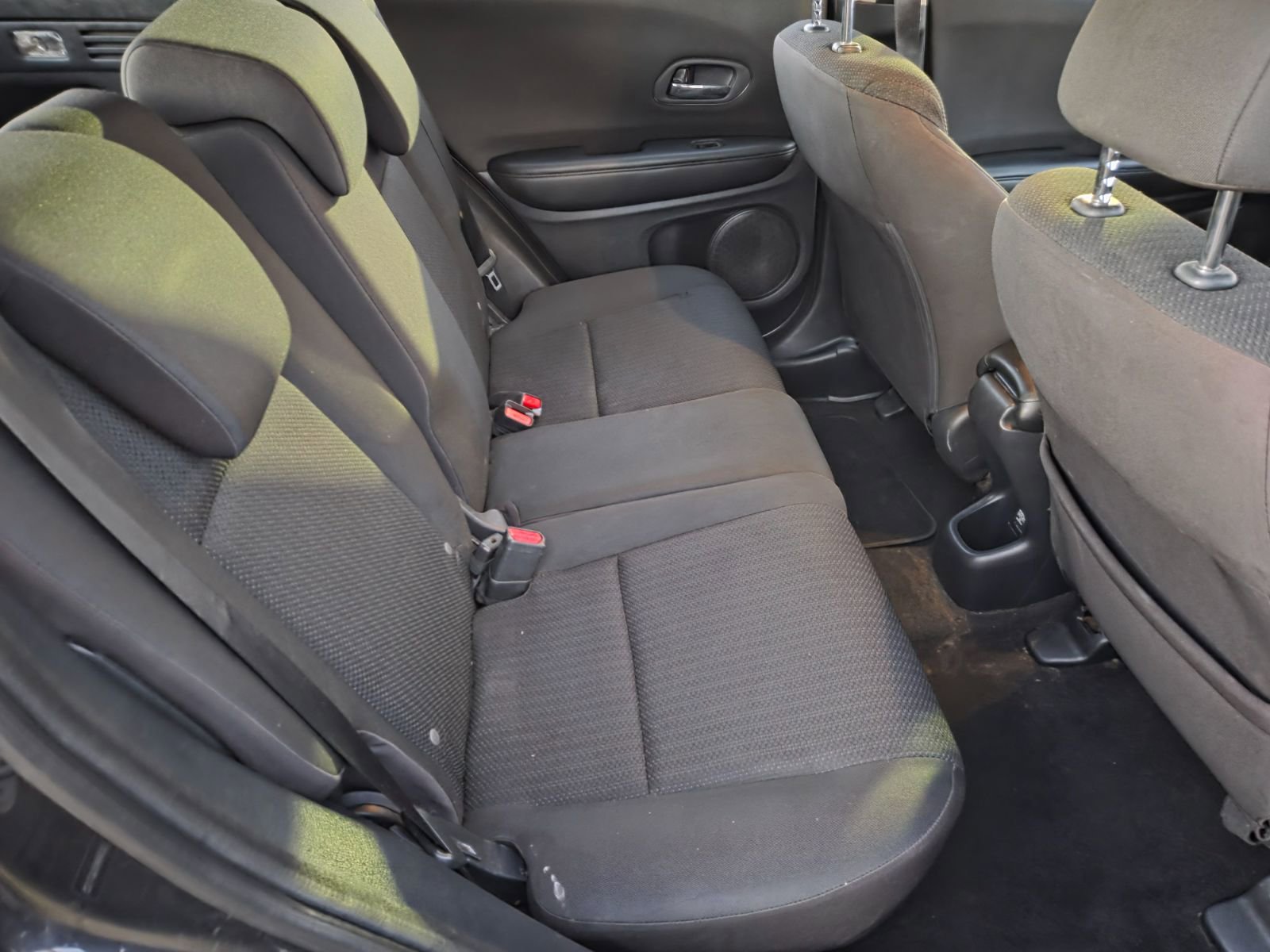 Used 2018 Honda HR-V LX image 12
