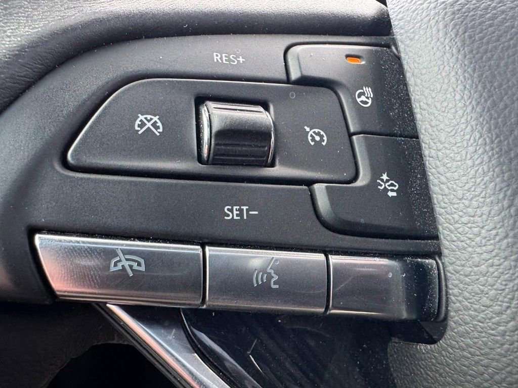 Used 2024 Cadillac XT6 Premium Luxury w/ Technology Package image 18