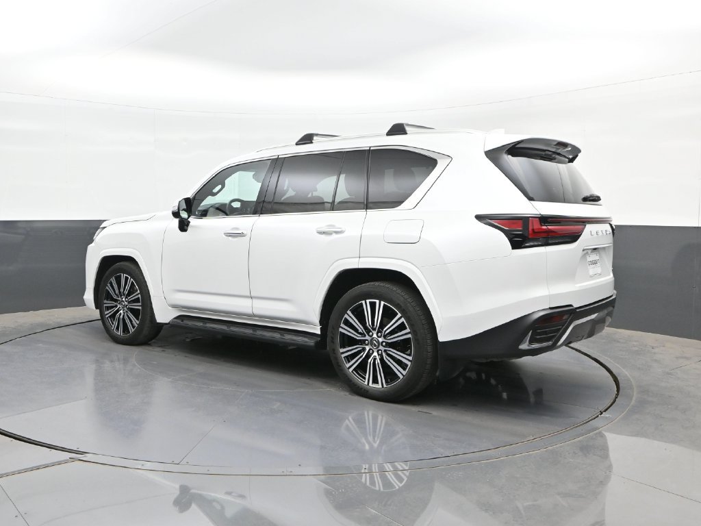 Used 2025 Lexus LX 600 4WD w/ Luxury Package image 5