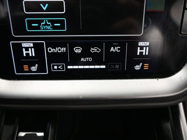 Used 2020 Subaru Outback Onyx Edition XT AWD/4WD image 19