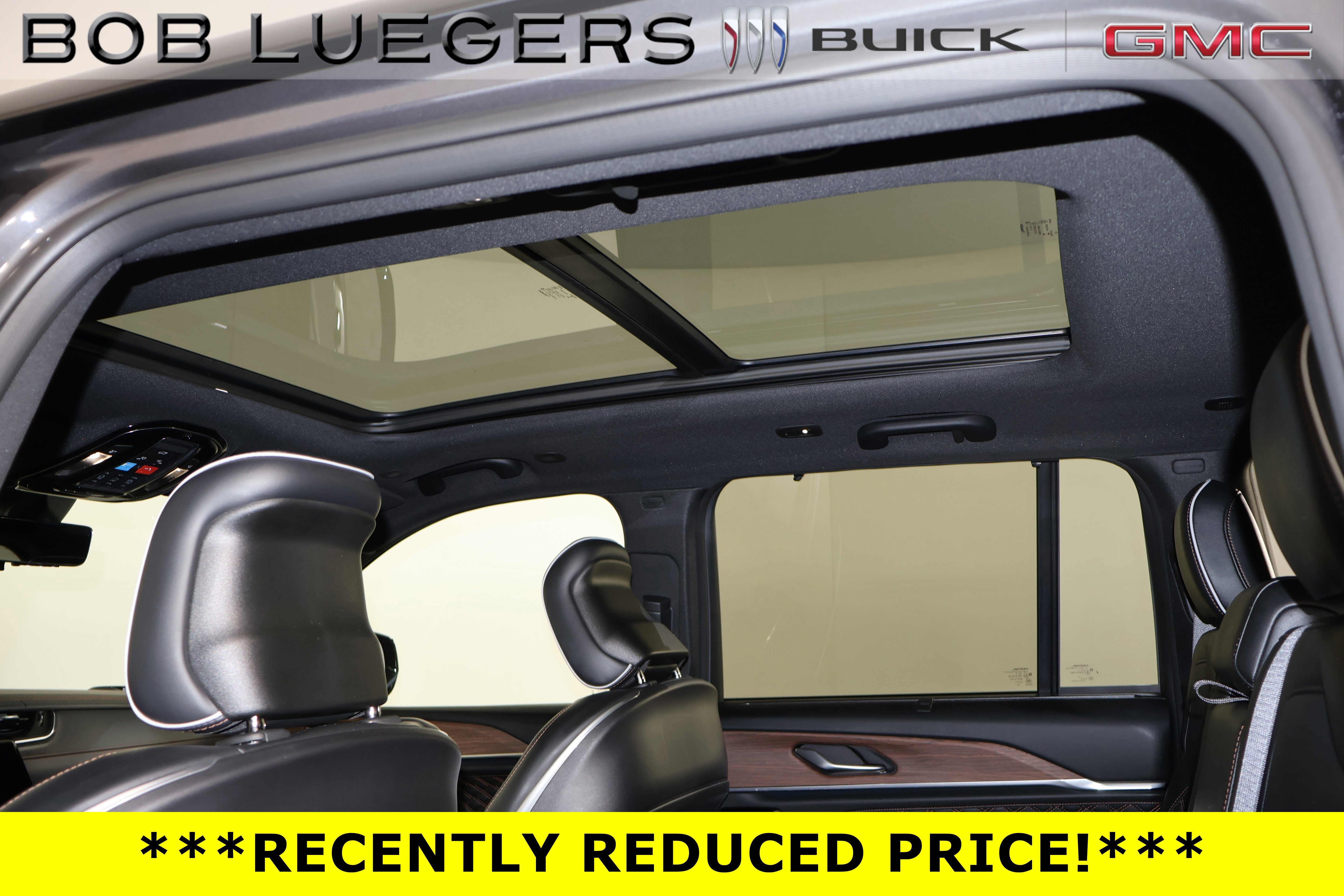 Used 2022 Jeep Grand Cherokee Summit w/ Adv Protech Group IV AWD/4WD image 17