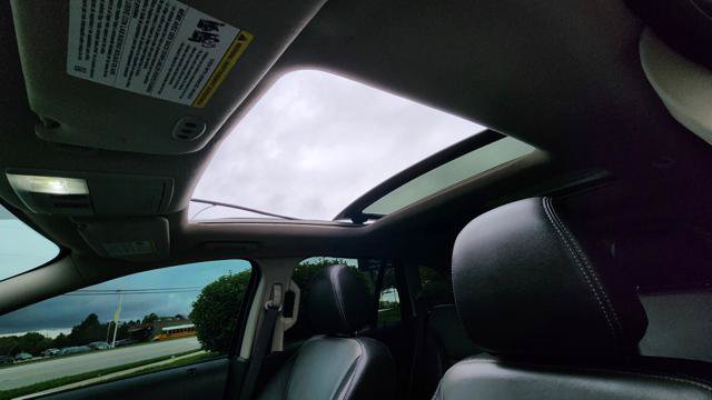 Used 2013 Ford Edge Sport w/ Driver Entry Pkg FWD image 23
