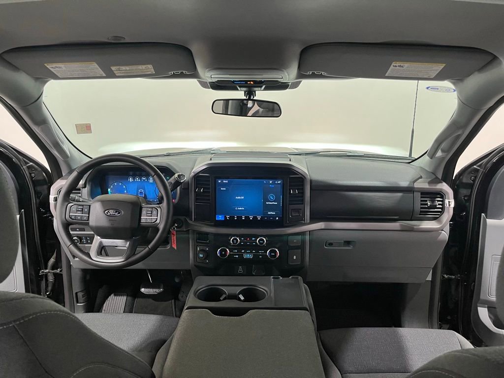 Used 2025 Ford F150 XLT w/ Equipment Group 301A Standard image 17