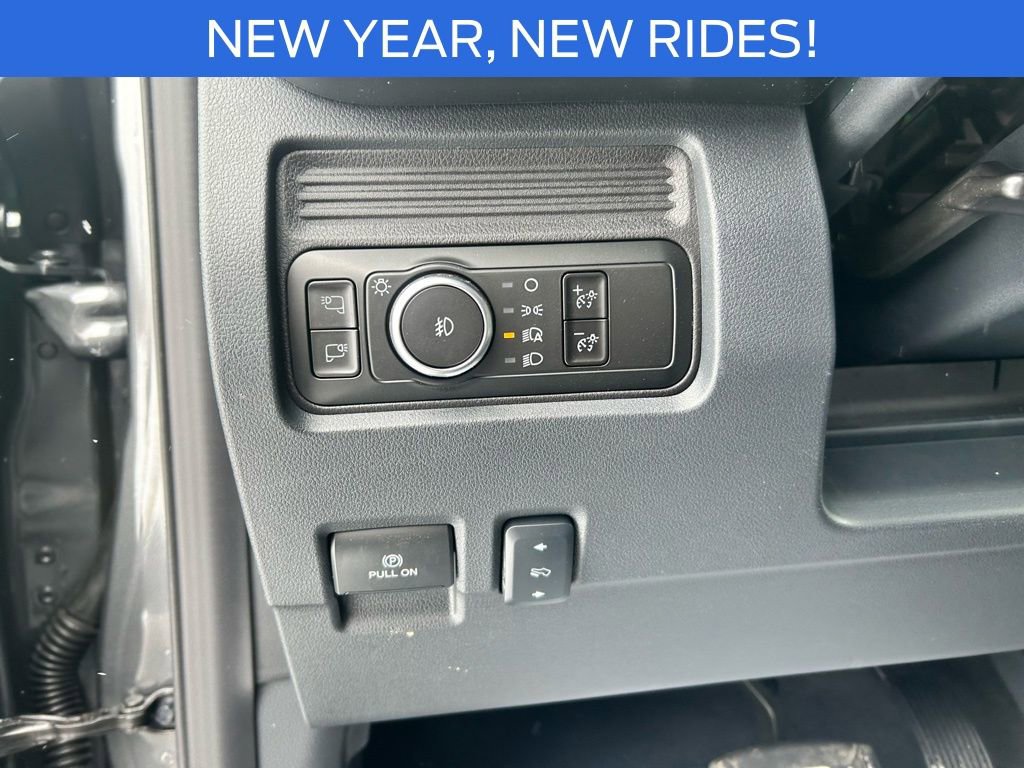 New 2026 Ford F550 4x4 Crew Cab Super Duty w/ Snow Plow Prep Package image 17