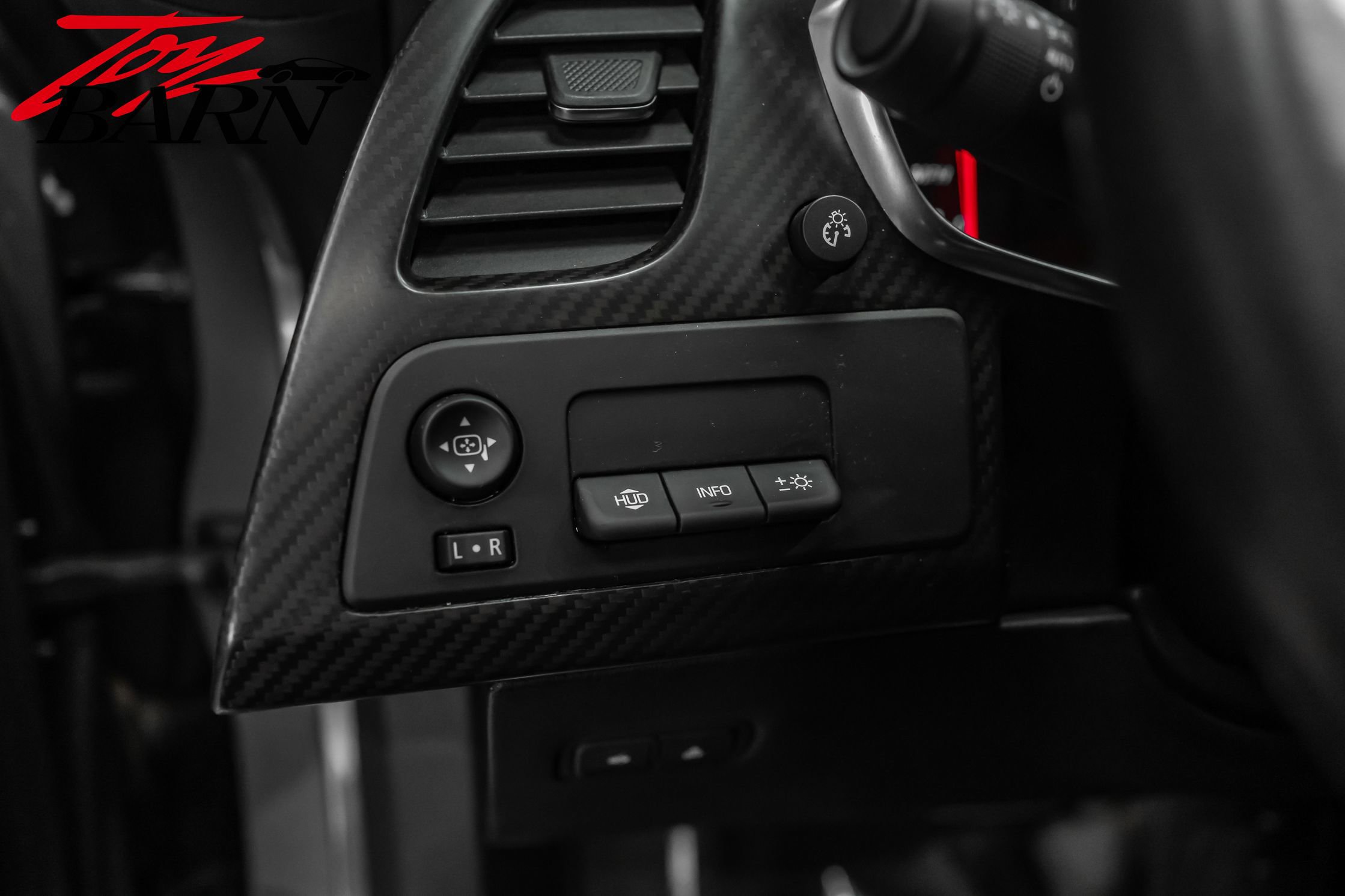 Used 2016 Chevrolet Corvette Z06 w/ 3LZ Preferred Equipment Group image 37