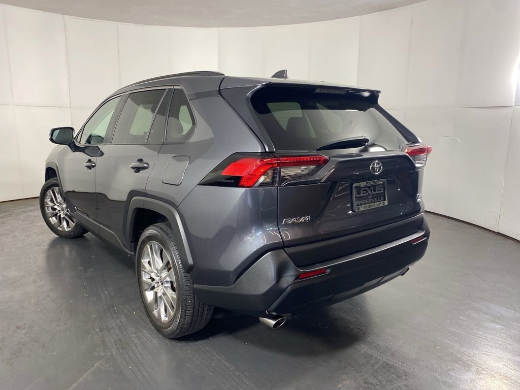 Used 2021 Toyota RAV4 XLE Premium AWD/4WD image 8