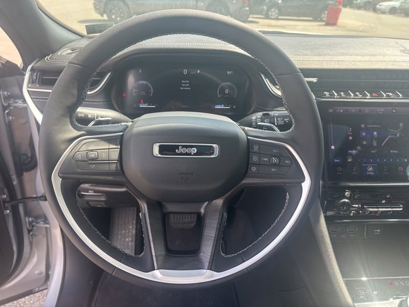 New 2025 Jeep Grand Cherokee Limited AWD/4WD image 35