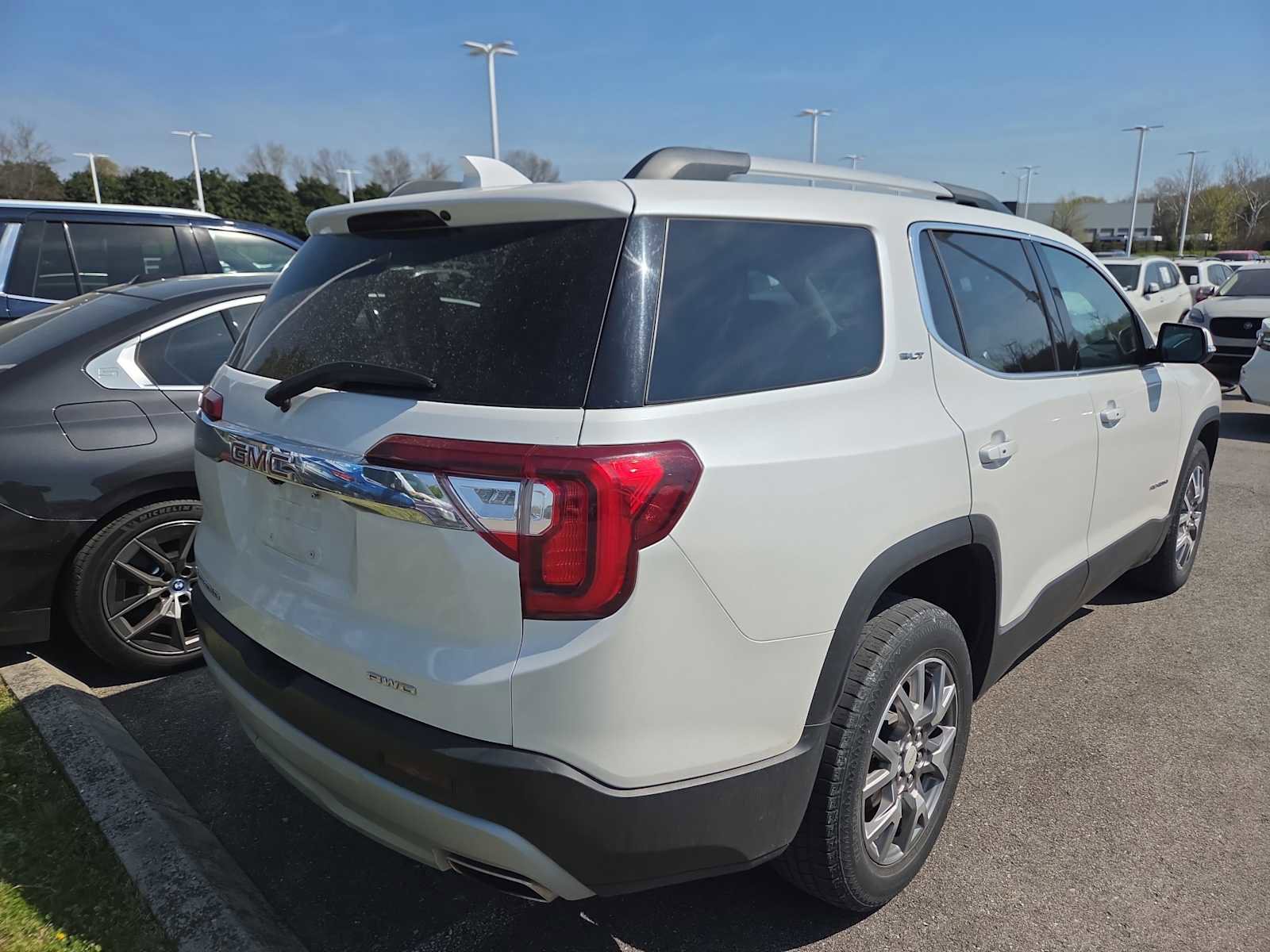Used 2021 GMC Acadia SLT image 5