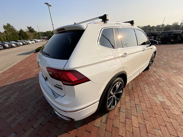 Used 2022 Volkswagen Tiguan SEL R-Line AWD/4WD image 35