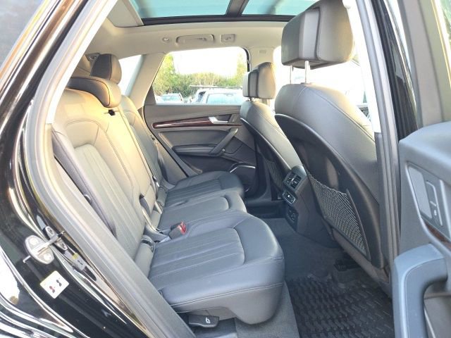 Used 2020 Audi Q5 2.0T Premium Plus w/ Premium Plus Package image 10