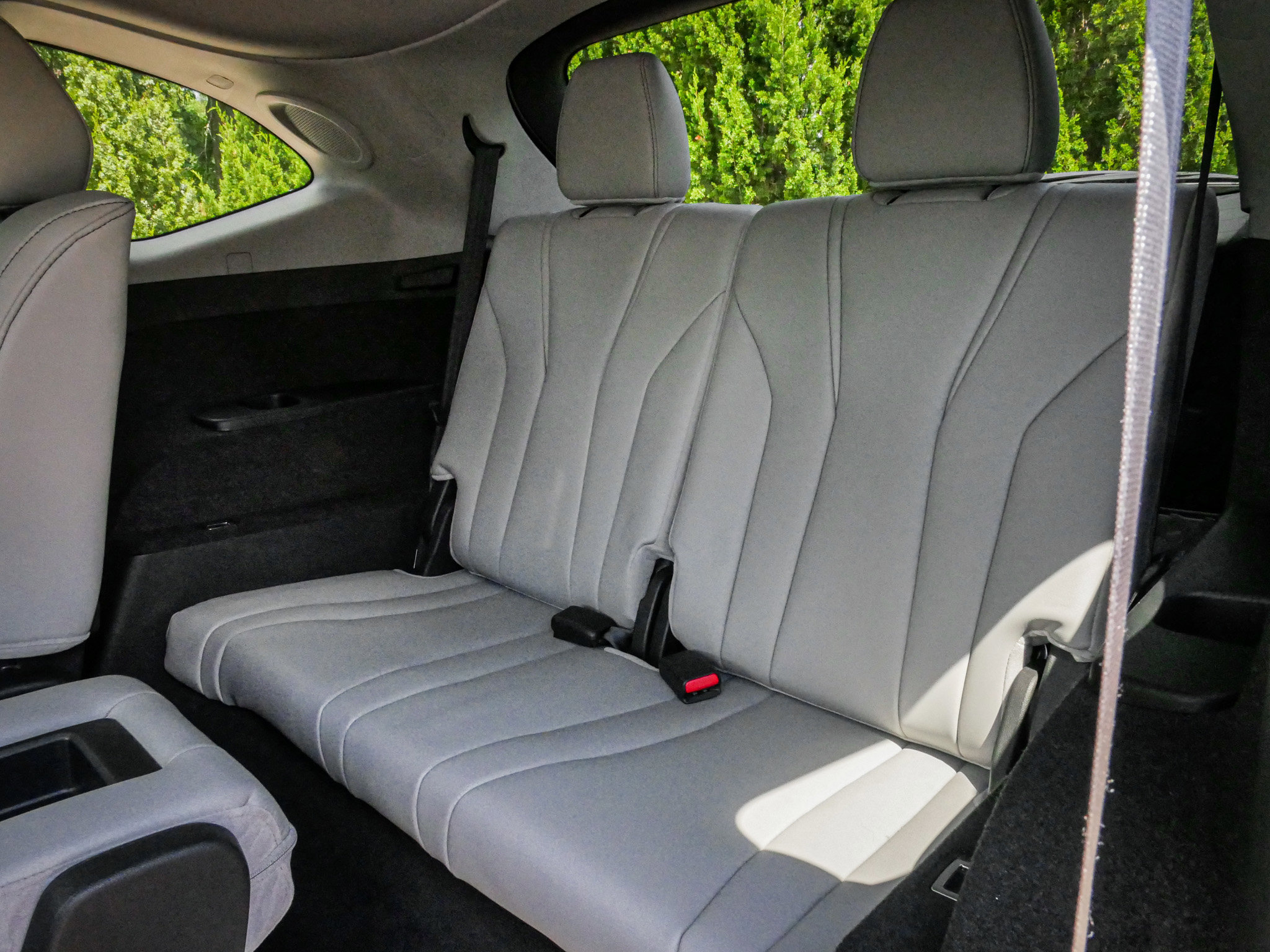 Used 2025 Acura MDX SH-AWD w/ Technology Package image 32