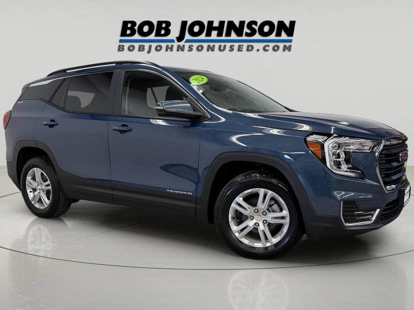 Certified 2024 GMC Terrain SLE w/ Driver Convenience Package