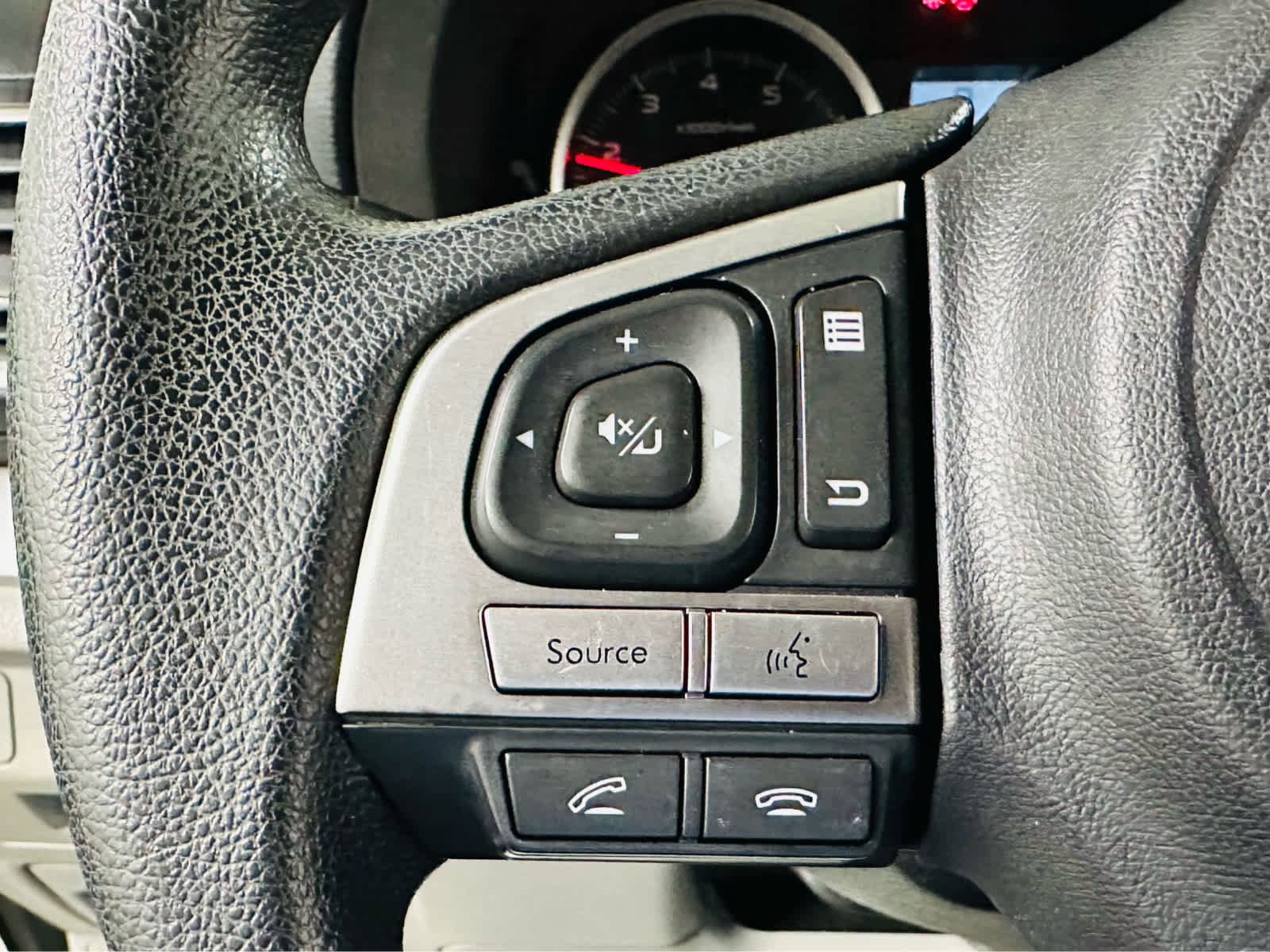 Used 2018 Subaru Forester 2.5i Premium w/ All-Weather Package image 15