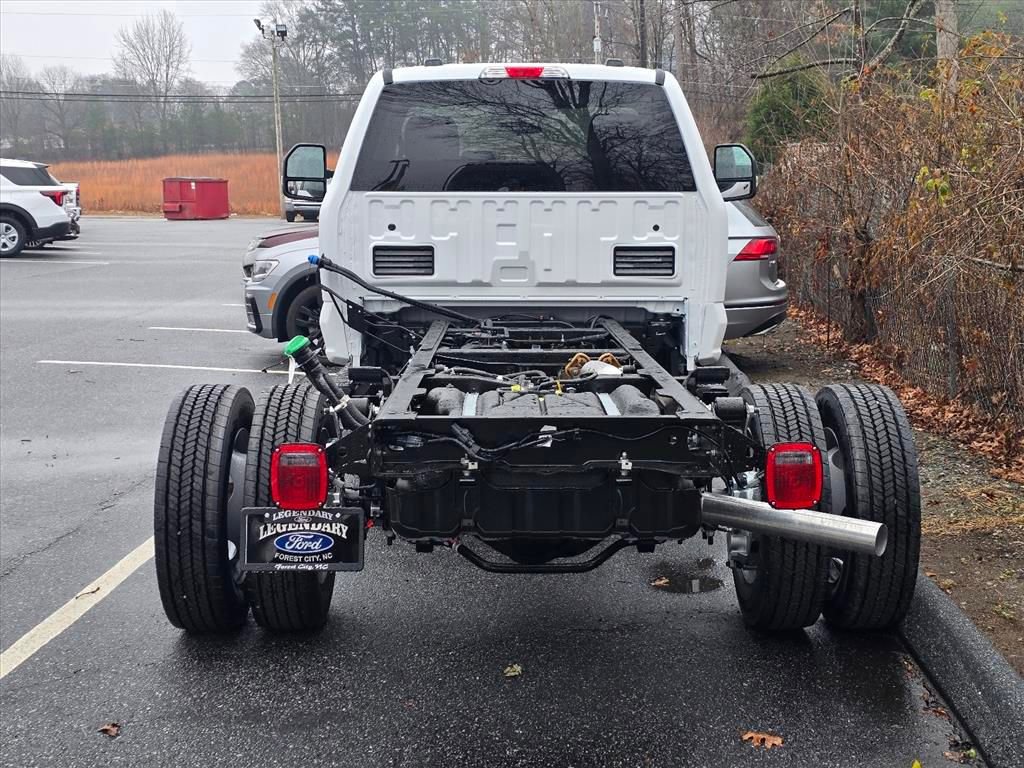 New 2026 Ford F550 4x4 Regular Cab Super Duty w/ XLT Value Package image 3