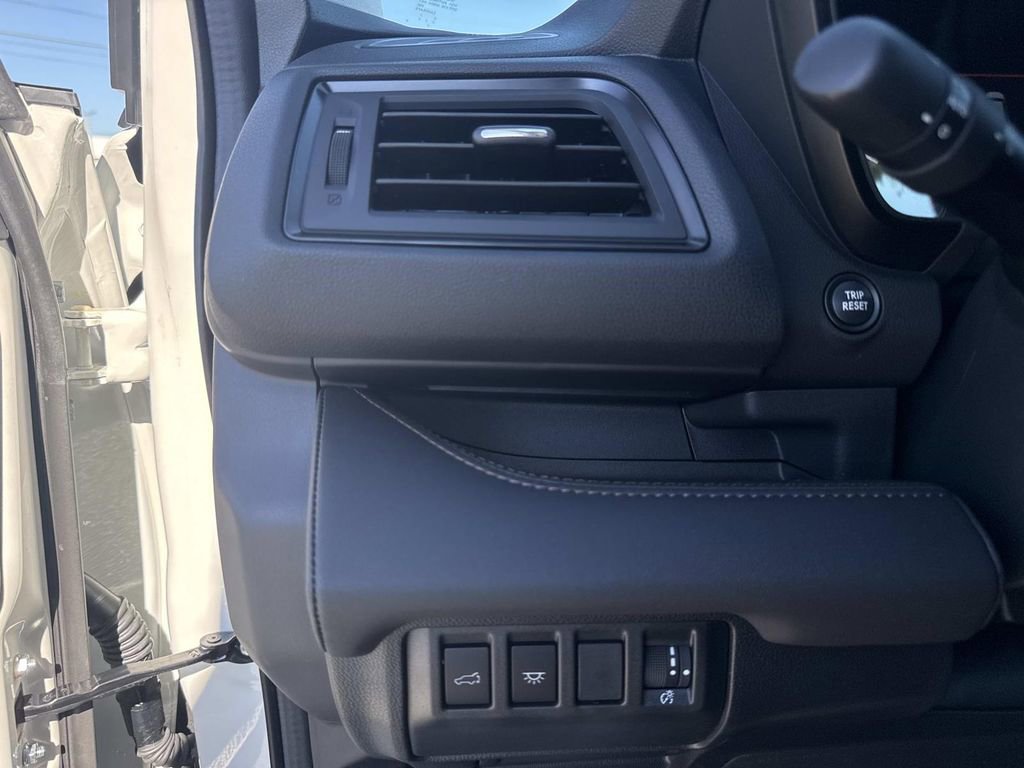 New 2025 Subaru Ascent Bronze Edition image 31