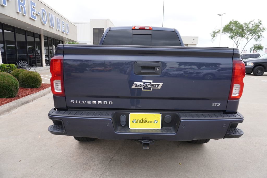 Used 2018 Chevrolet Silverado 1500 LTZ Z71 w/ Centennial Edition AWD/4WD image 5
