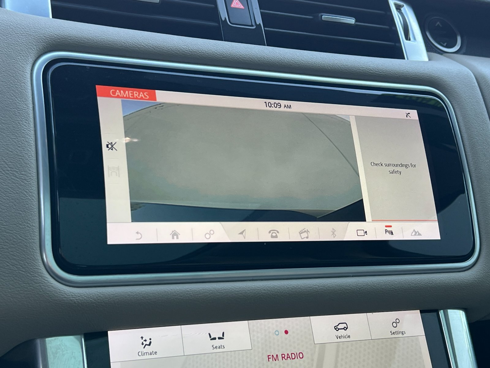 Used 2019 Land Rover Range Rover Sport HSE AWD/4WD image 20