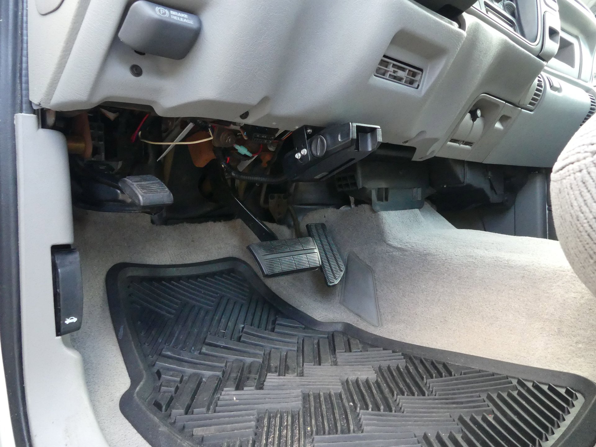 Used 2000 Chevrolet Silverado 3500 2WD Crew Cab image 59