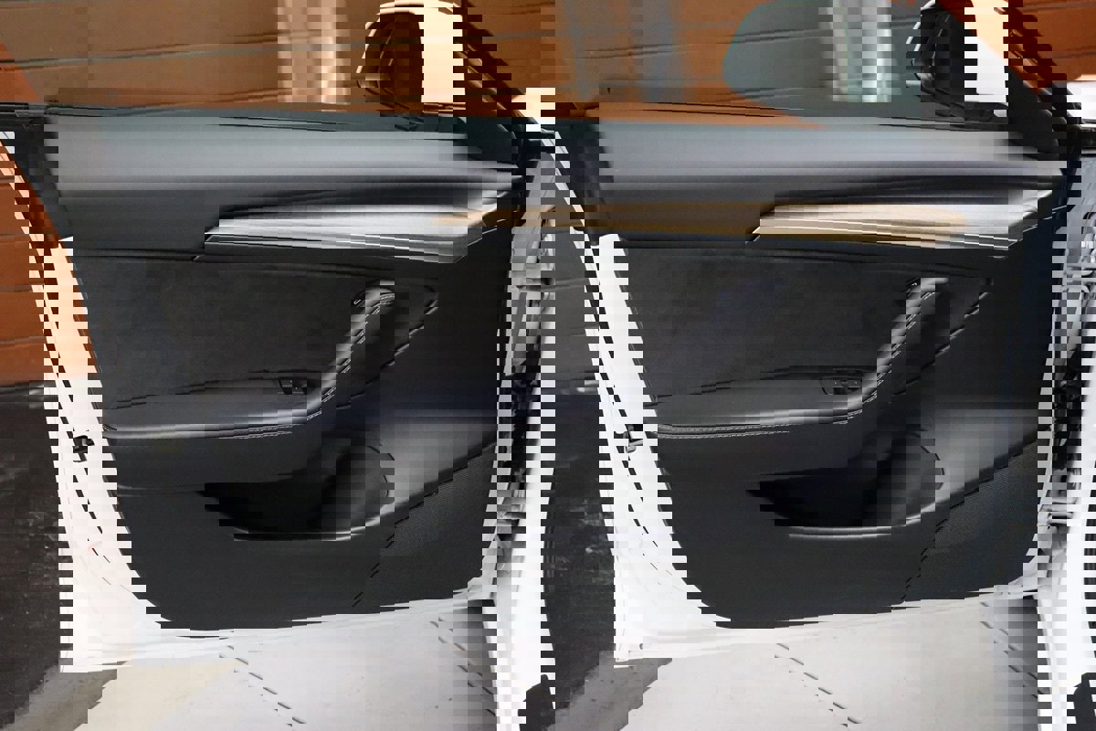 Used 2023 Tesla Model 3 Standard Range RWD image 45