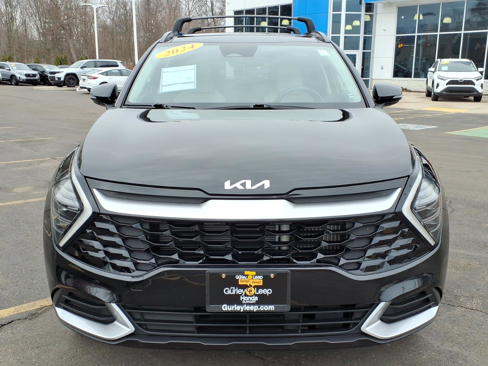 Used 2024 Kia Sportage EX w/ EX Premium Package image 2