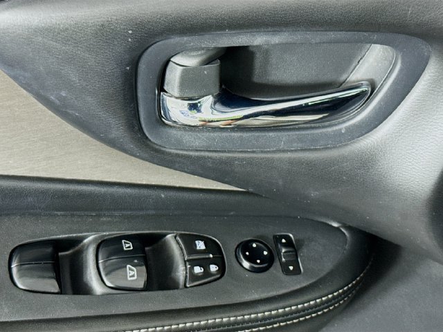 Used 2021 Nissan Murano S FWD image 21