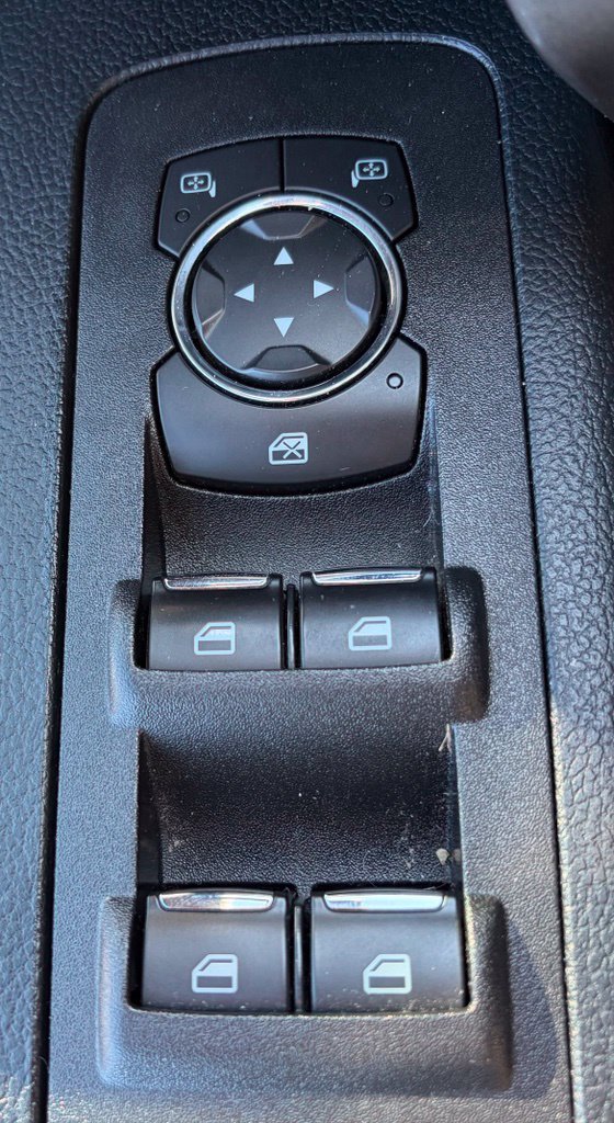 Used 2018 Ford F150 XLT w/ Equipment Group 302A Luxury AWD/4WD image 17