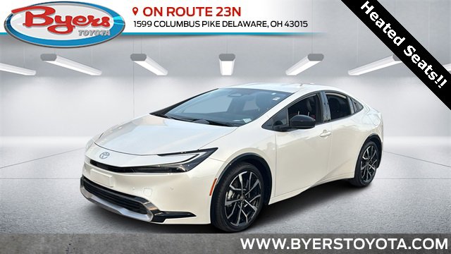 Used 2025 Toyota Prius Plug-In Hybrid image 1
