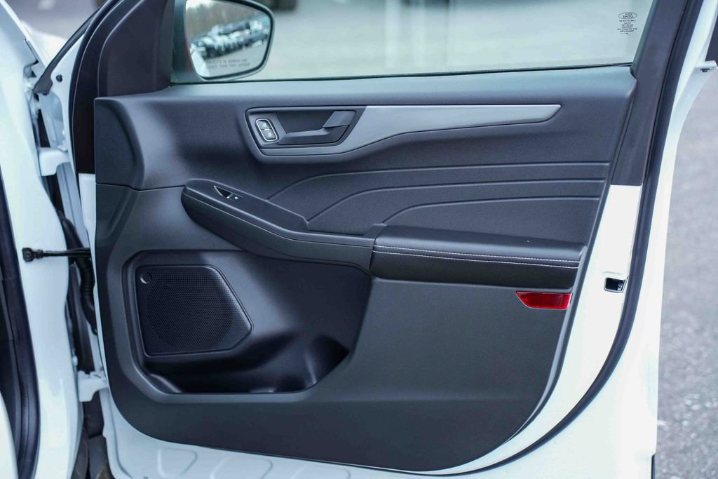 Used 2023 Ford Escape Active image 18