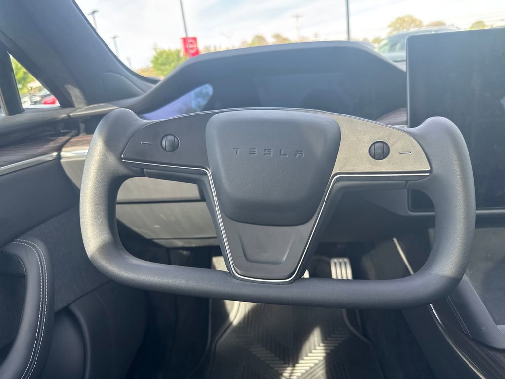 Used 2021 Tesla Model S Plaid image 23