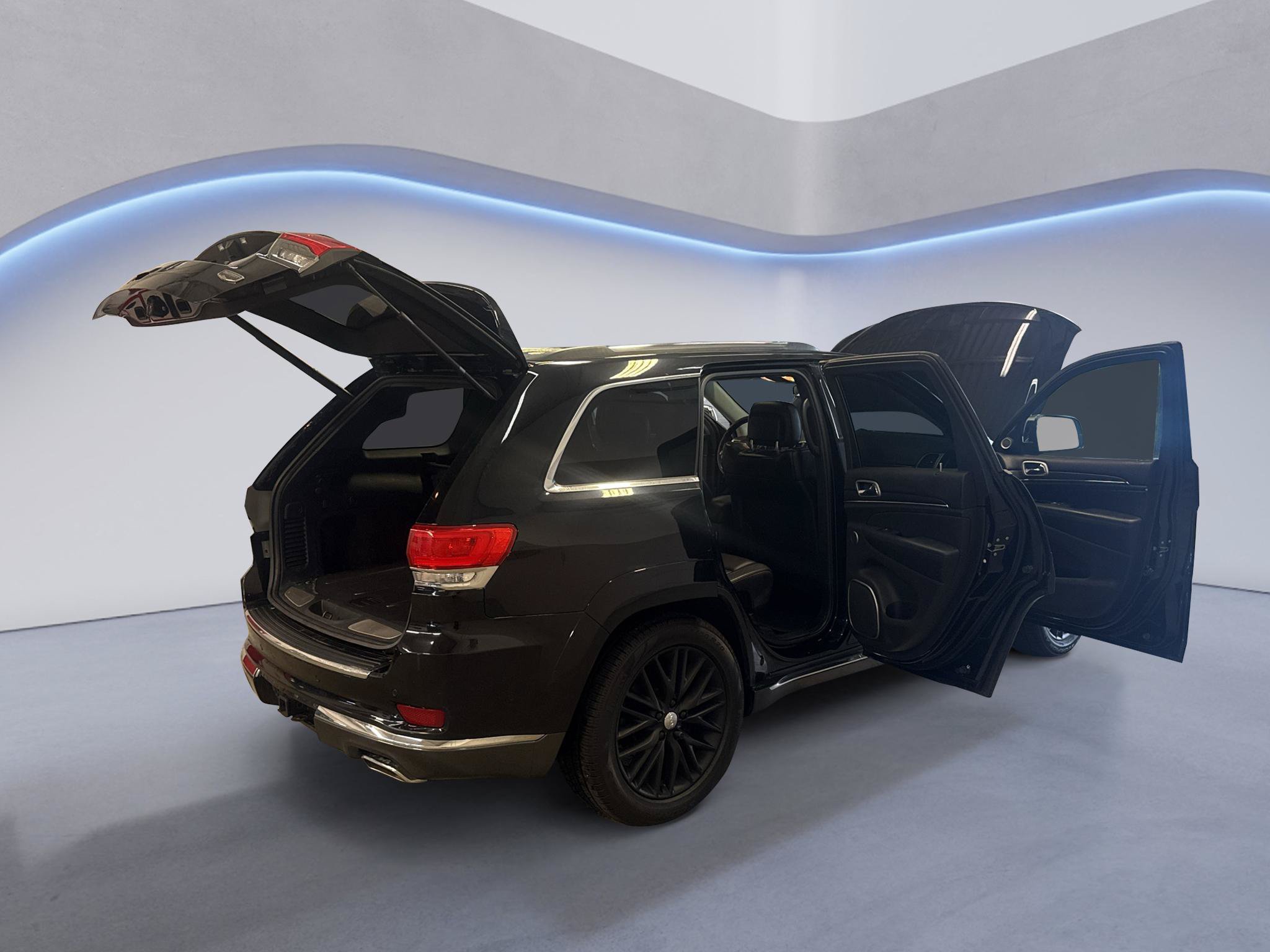 Used 2017 Jeep Grand Cherokee Summit AWD/4WD image 14