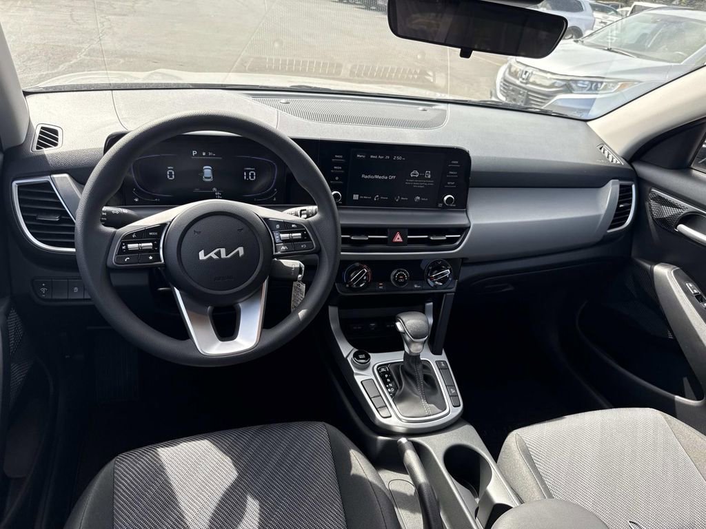 New 2026 Kia Seltos LX AWD/4WD image 6