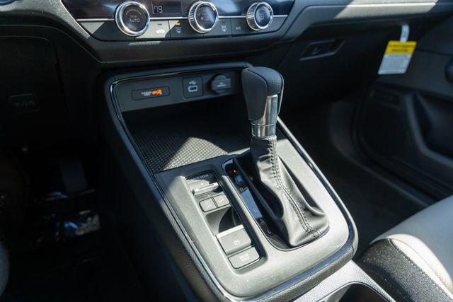 Used 2025 Honda CR-V LX image 28