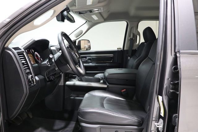 Used 2018 RAM 2500 Laramie w/ Sport Appearance Group AWD/4WD image 16