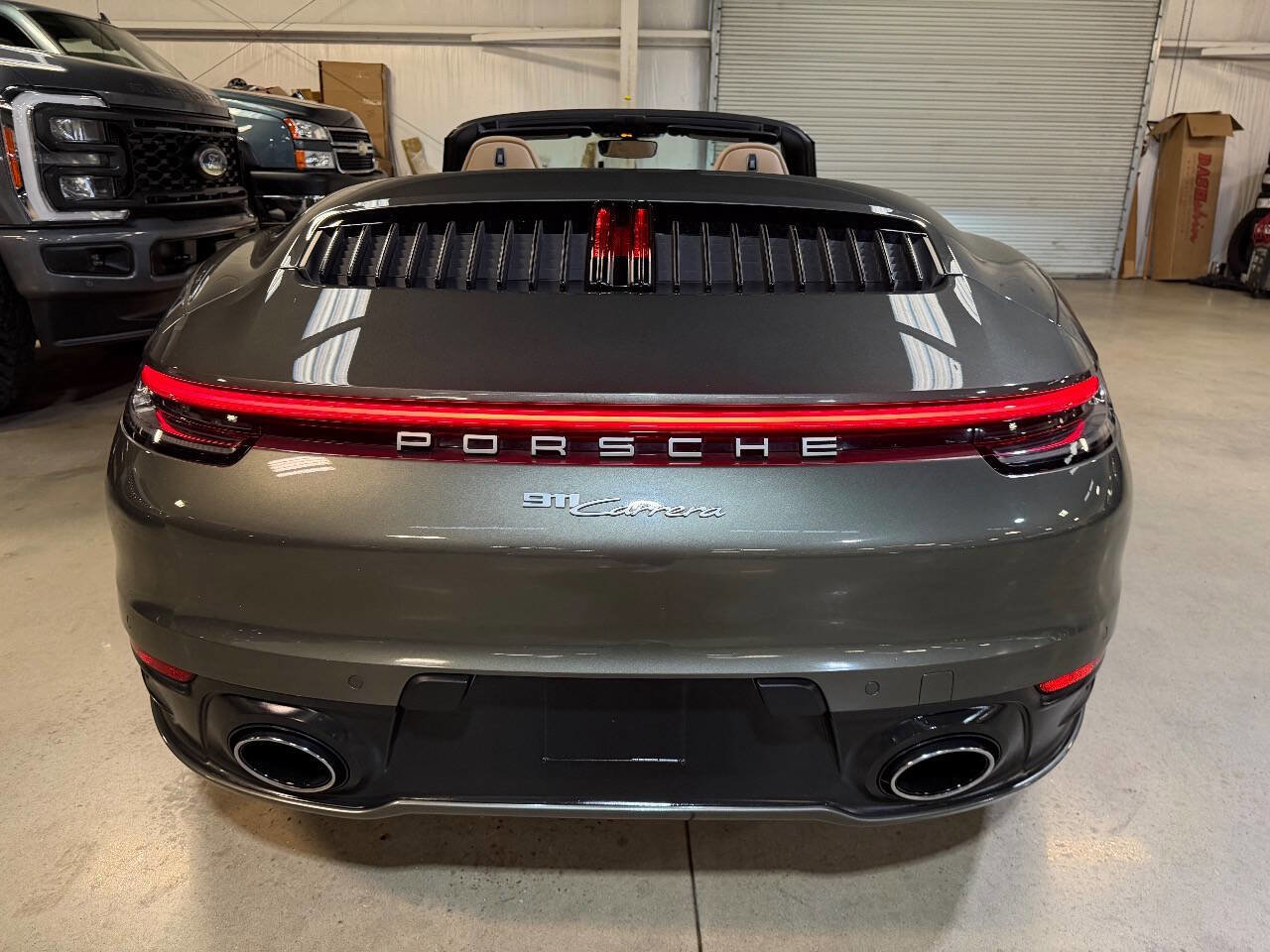 Used 2023 Porsche 911 Carrera image 33