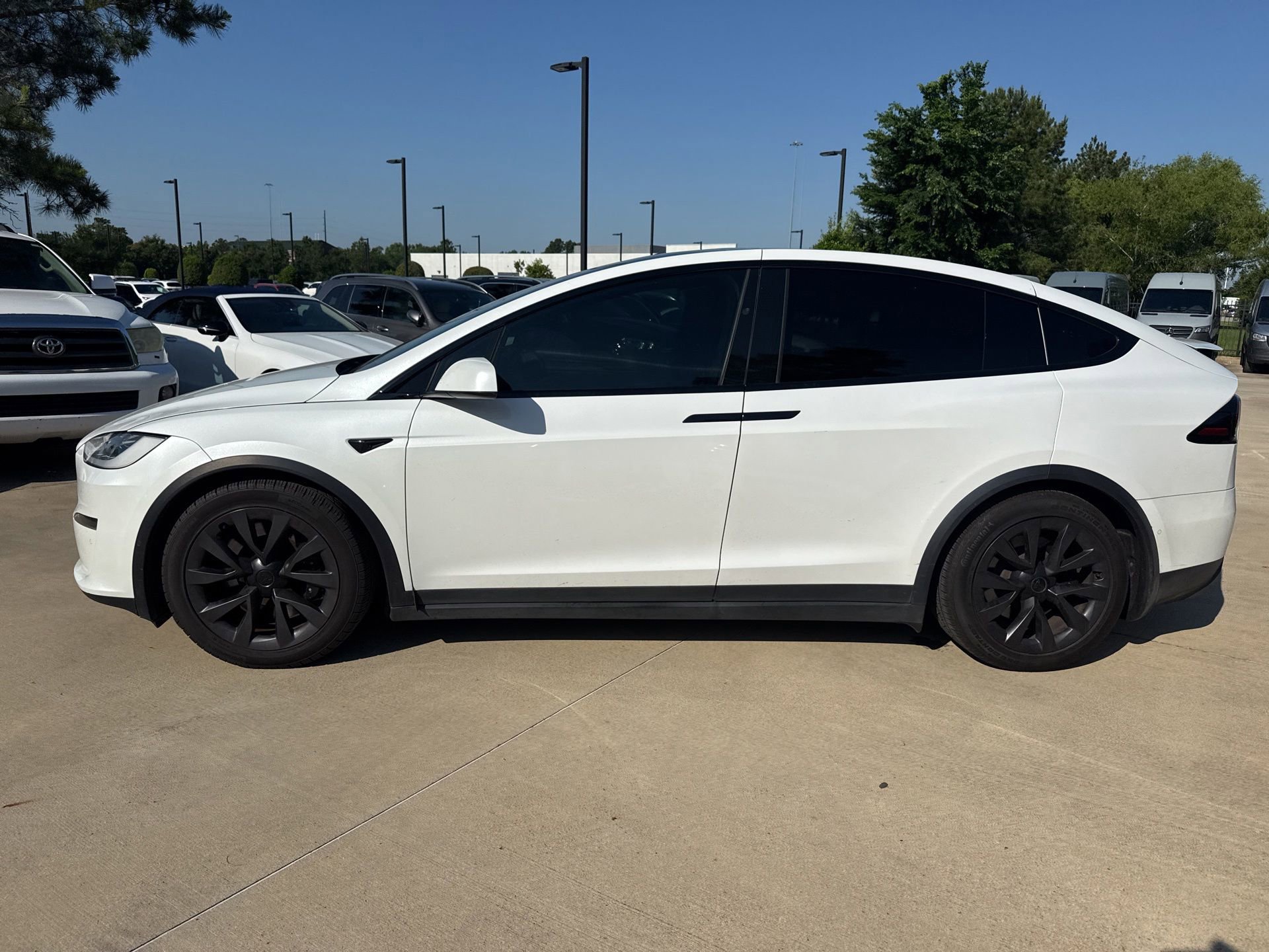 Used 2023 Tesla Model X AWD/4WD image 7