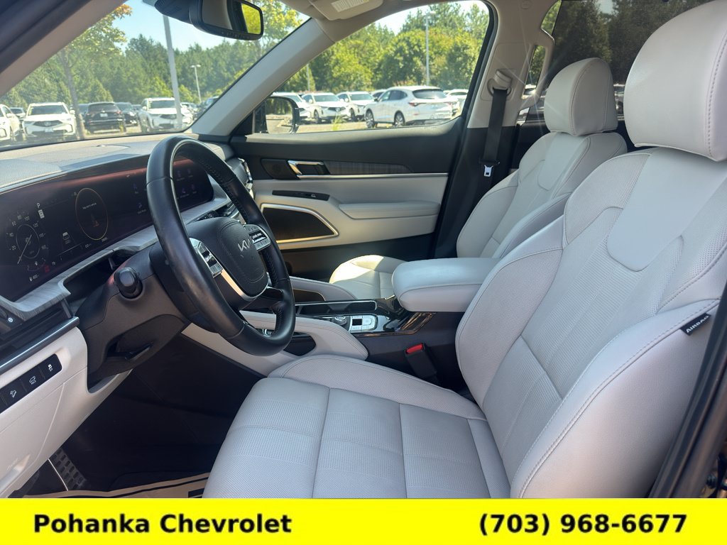 Used 2024 Kia Telluride SX w/ Towing Package FWD image 27