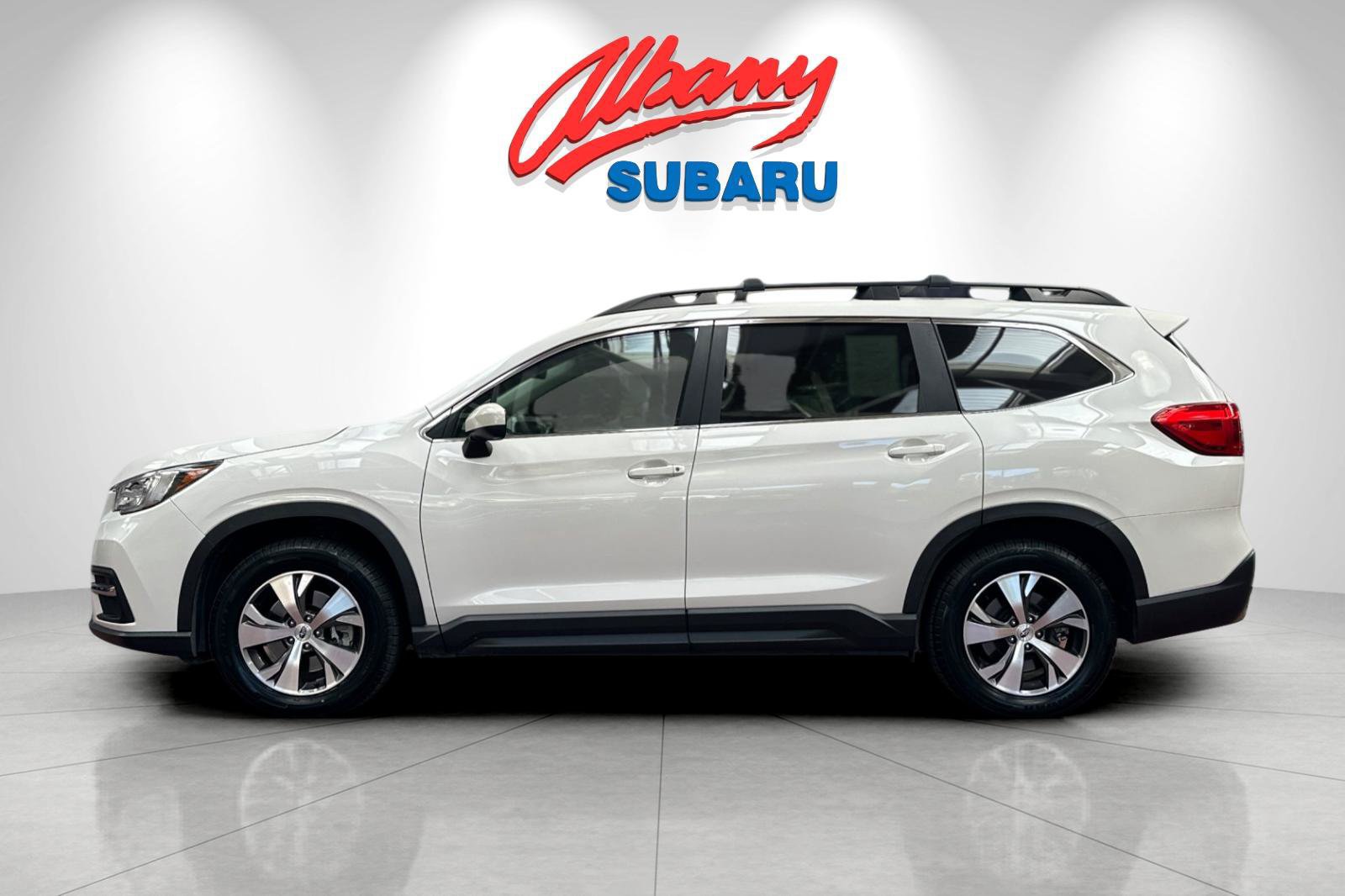 Used 2022 Subaru Ascent Premium w/ Convenience Package AWD/4WD image 8