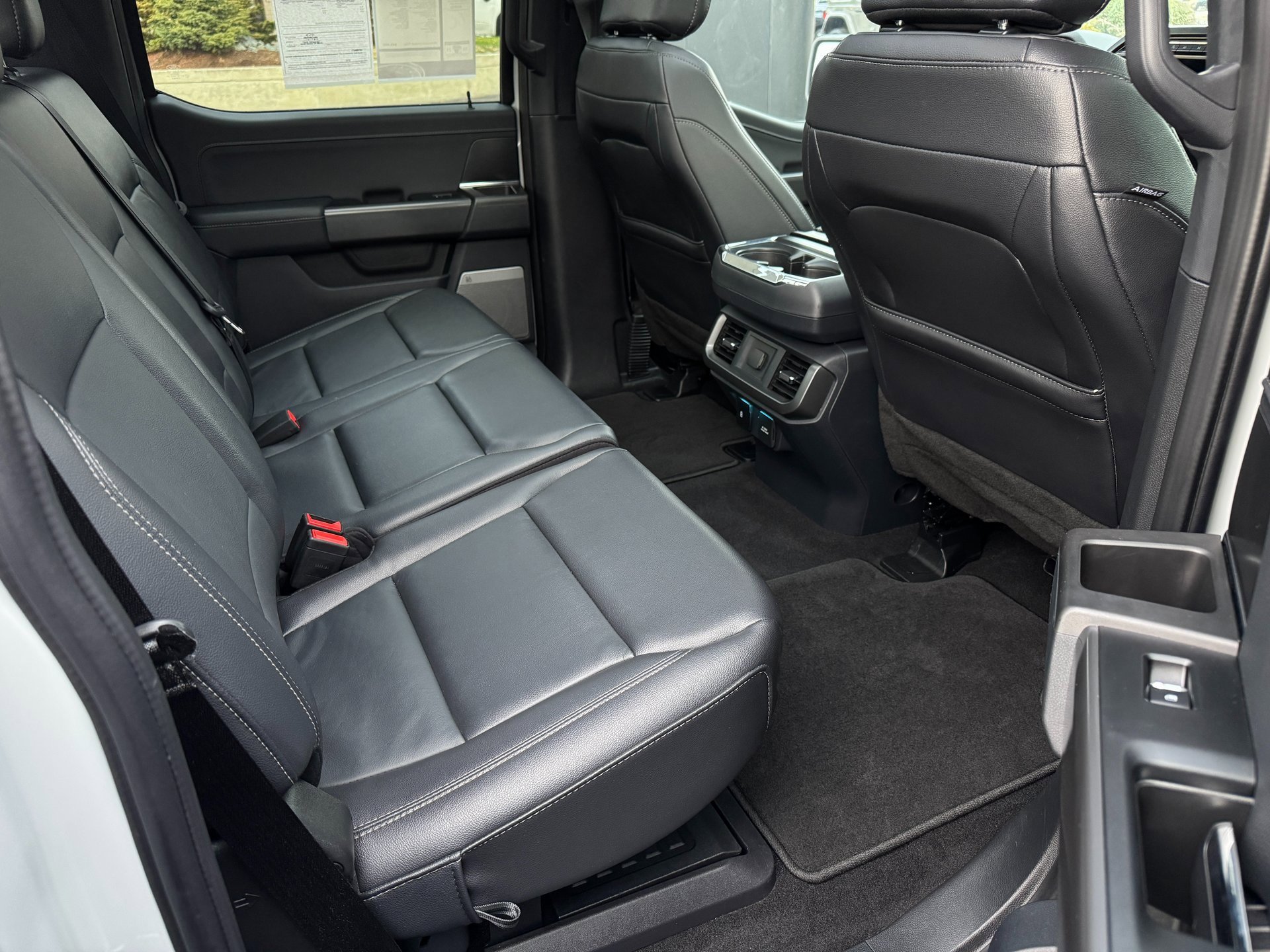 Used 2024 Ford F150 XLT w/ Equipment Group 303A High image 17