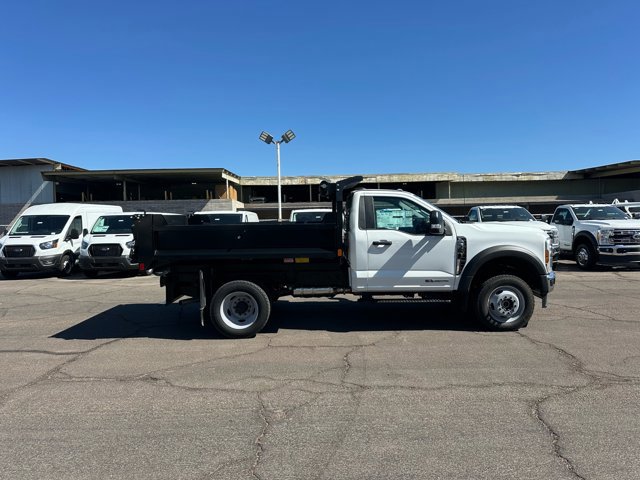 New 2025 Ford F550 4x4 Regular Cab Super Duty image 2