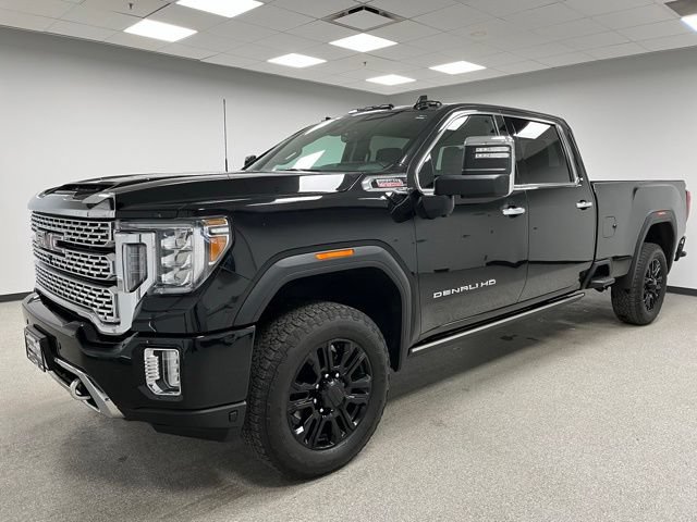 Used 2023 GMC Sierra 3500 Denali w/ Denali Black Diamond Edition AWD/4WD image 5