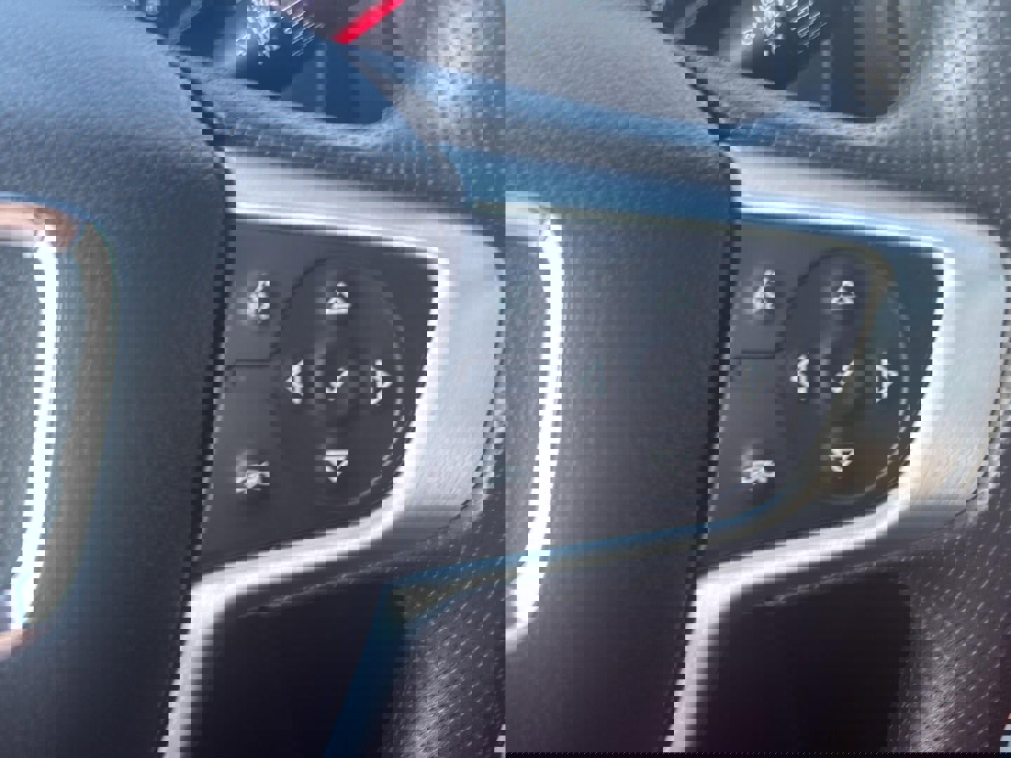 Used 2023 GMC Acadia SLE w/ Driver Convenience Package image 19