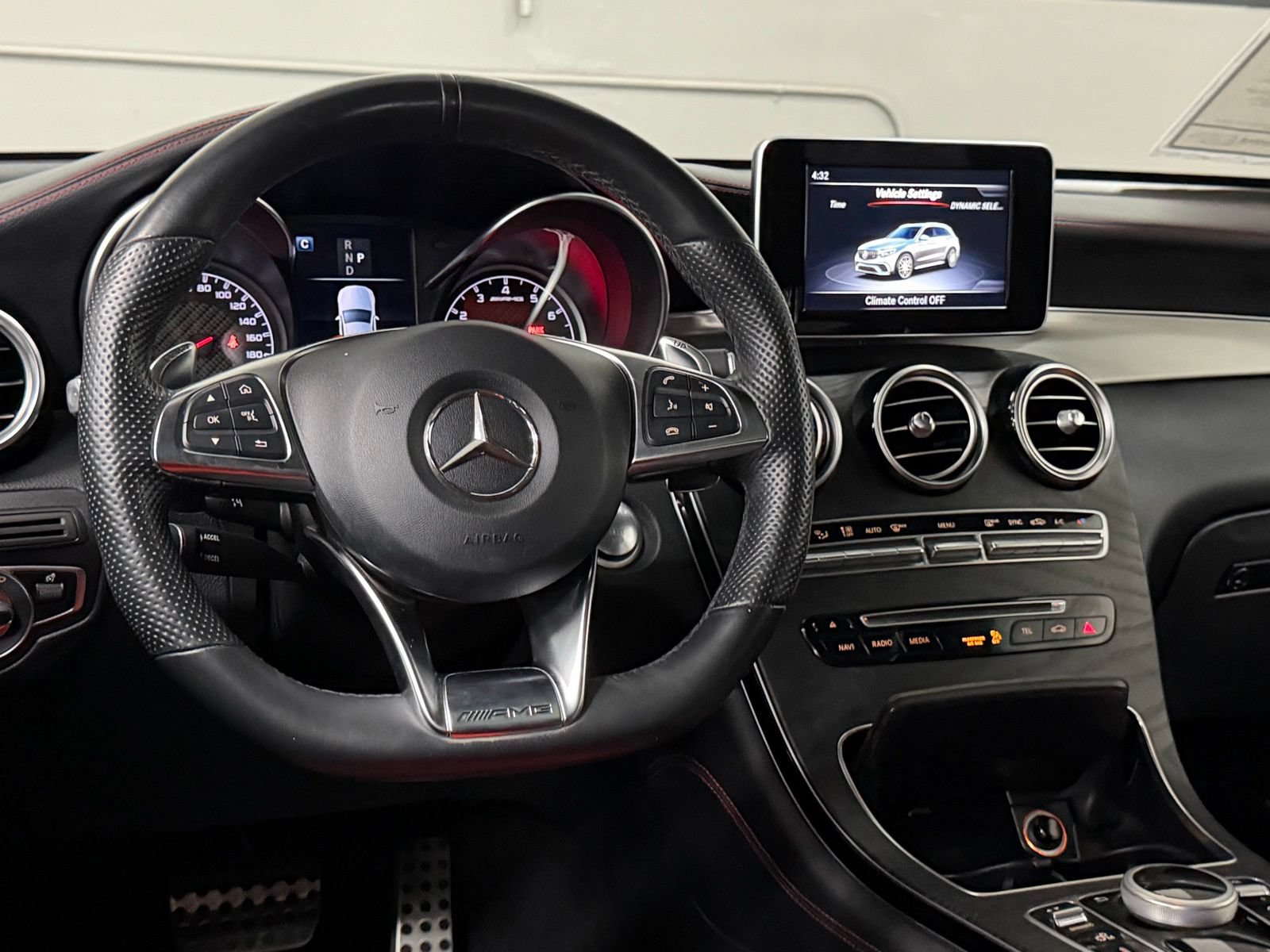 Used 2019 Mercedes-Benz GLC 63 AMG 4MATIC image 33