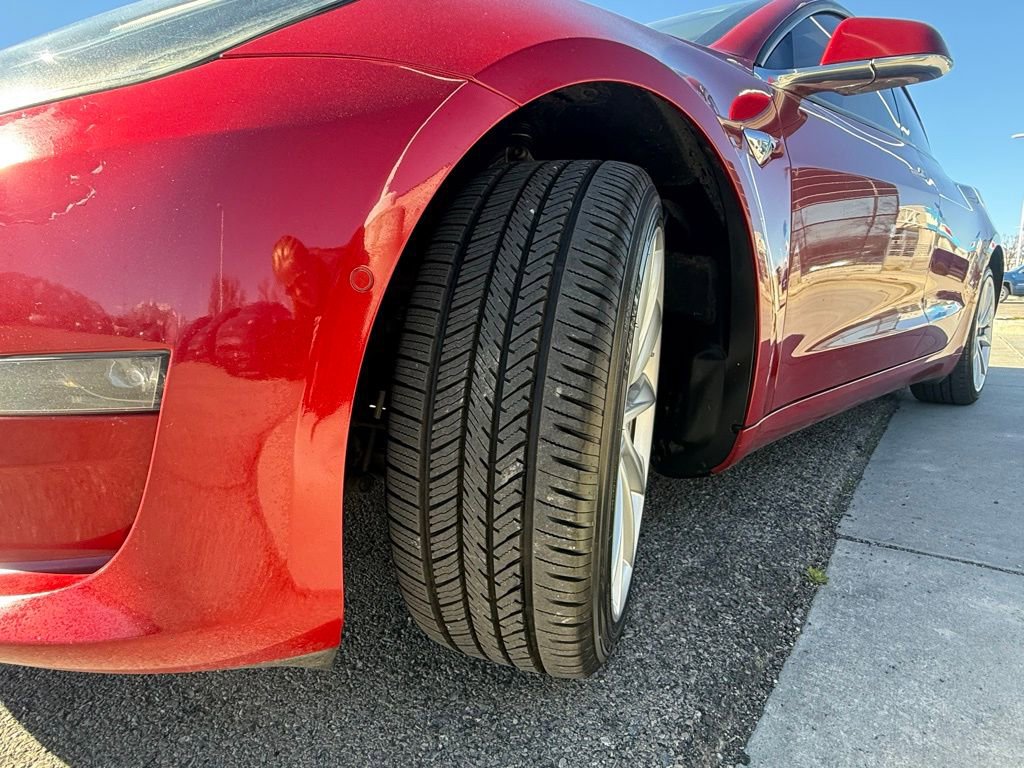 Used 2019 Tesla Model 3 Long Range AWD/4WD image 33