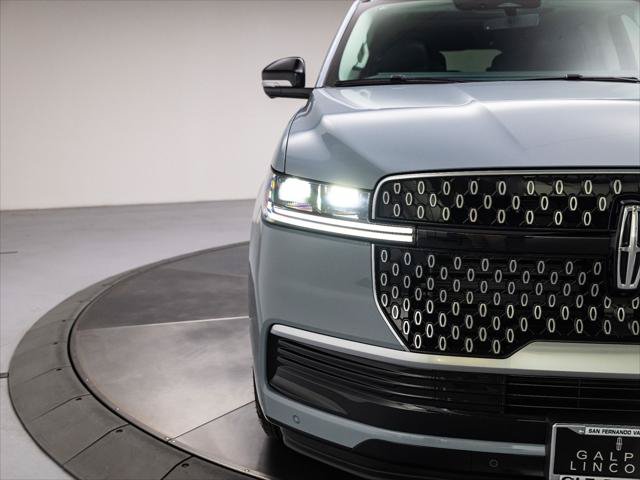New 2027 Lincoln Navigator L Reserve AWD/4WD image 10
