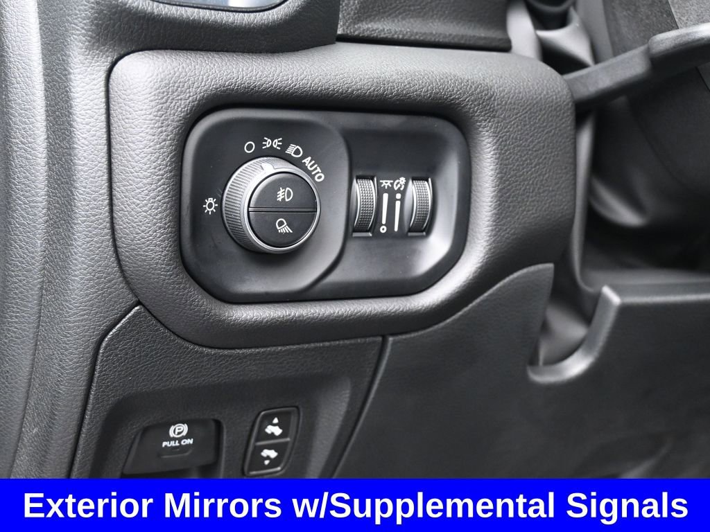 Used 2025 RAM 1500 Laramie image 14