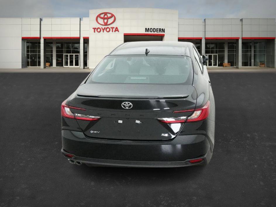 New 2026 Toyota Camry SE FWD image 18