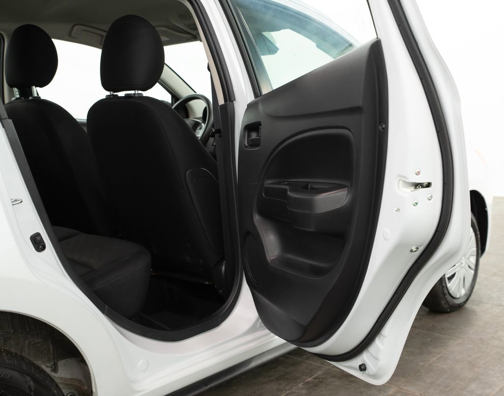 Used 2024 Mitsubishi Mirage ES image 18