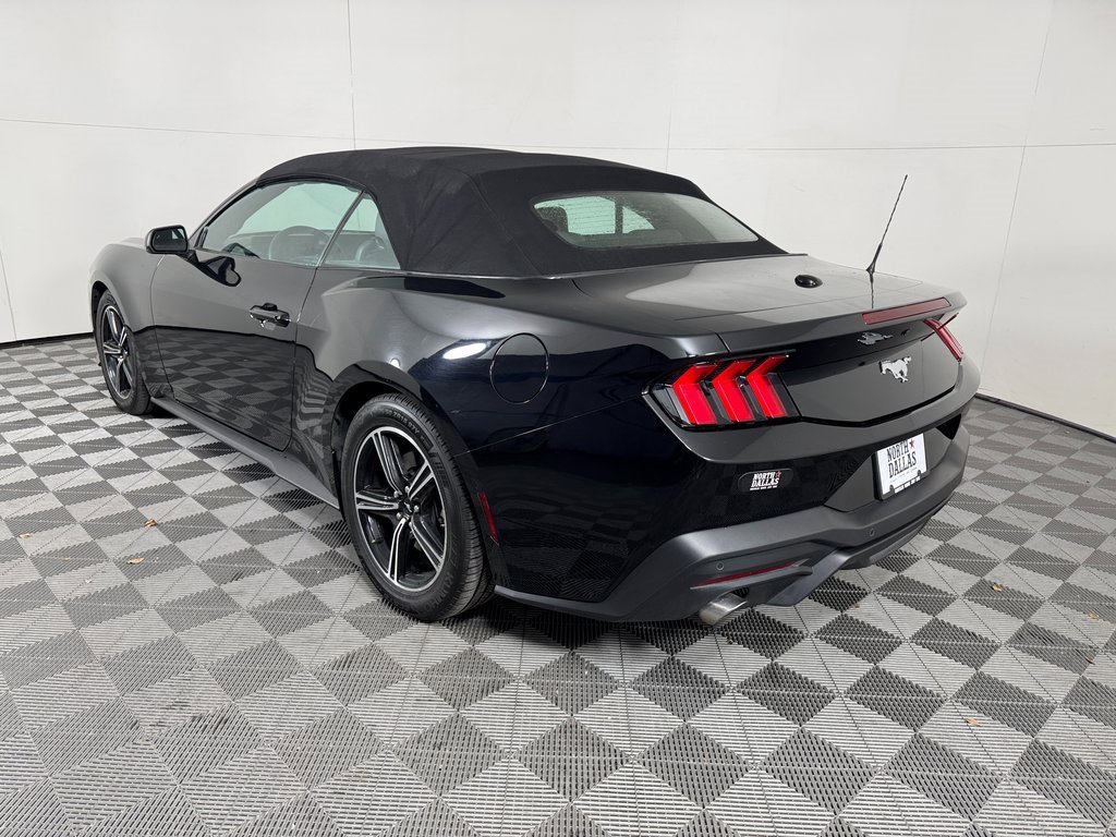 Used 2024 Ford Mustang Convertible image 6