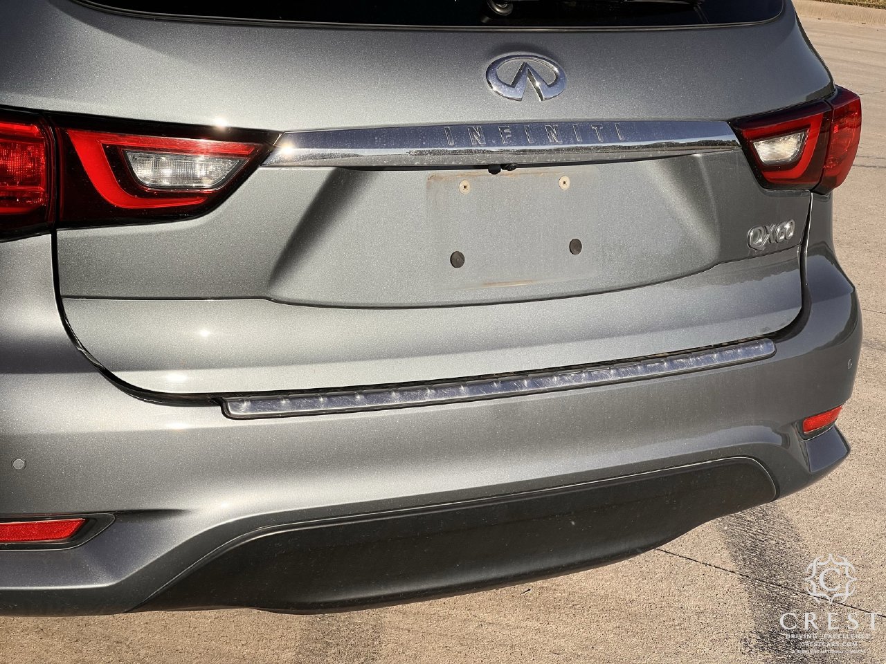 Used 2019 INFINITI QX60 Luxe w/ Essential Package FWD image 6